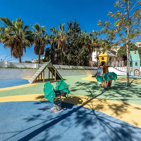 Готель Estival Torrequebrada
